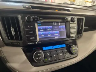 Toyota RAV4 2017 XLE 4dr SUV