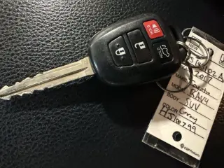 Toyota RAV4 2017 XLE 4dr SUV
