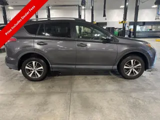 Toyota RAV4 2017 XLE 4dr SUV
