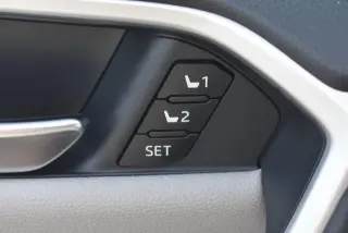Toyota RAV4 2021 AWD Limited 4dr SUV