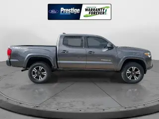 Toyota Tacoma 2016 4x2 TRD Sport 4dr Double Cab 5.0 ft SB