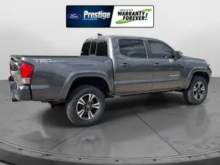 Toyota Tacoma 2016 4x2 TRD Sport 4dr Double Cab 5.0 ft SB