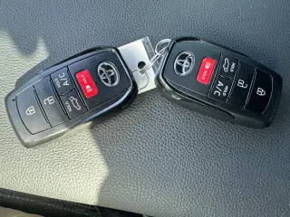 Toyota bZ4X 2024 AWD XLE 4dr Crossover