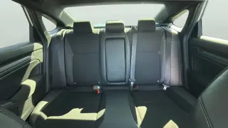 Sedán Honda Civic Sport 2025 de 4 puertas