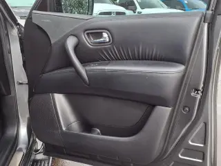 Nissan Armada 2023 4x2 SL 4 puertas SUV