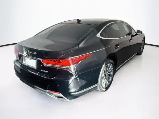 Lexus LS 500 2018 F SPORT sedán de 4 puertas