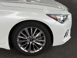 INFINITI Q50 2023 AWD Luxe 4dr Sedan