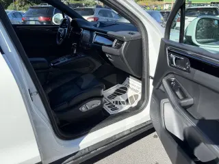 Porsche Macan 2020