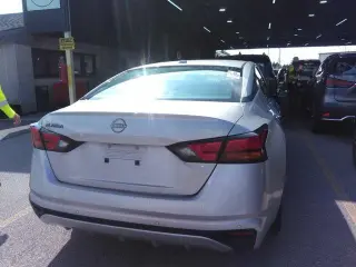Nissan Altima 2025 2.5 SV Sedán de 4 puertas