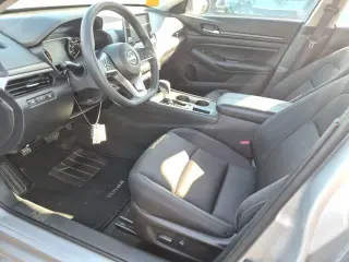 Nissan Altima 2025 2.5 SV Sedán de 4 puertas