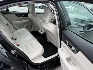 2020 Volvo S60