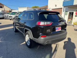 2021 Jeep Cherokee