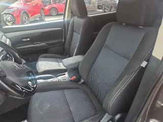 Mitsubishi Outlander 2016