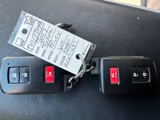 Toyota Prius v 2017 Five 4dr Wagon