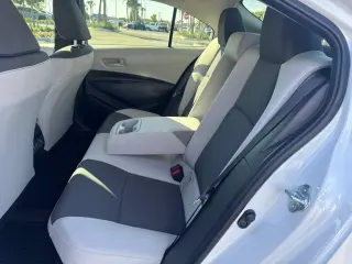 Toyota Corolla Híbrido 2026 LE Sedán de 4 puertas