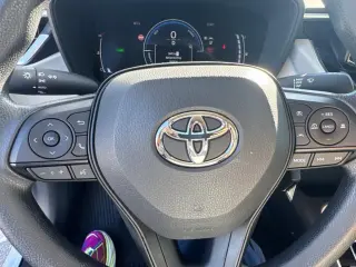 Toyota Corolla Híbrido 2026 LE Sedán de 4 puertas
