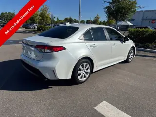 Toyota Corolla Híbrido 2026 LE Sedán de 4 puertas