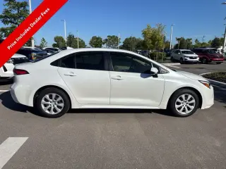 Toyota Corolla Híbrido 2026 LE Sedán de 4 puertas