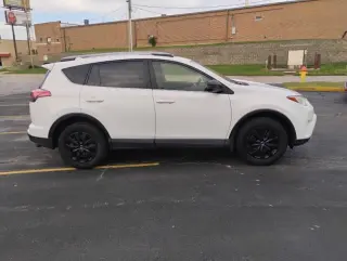 2017 Toyota RAV4