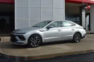 Hyundai SONATA 2025 SEL 4dr Sedán
