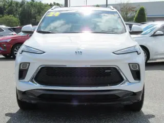 Buick Encore GX 2024 Crossover Deportivo de 4 puertas