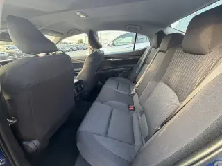 Toyota Camry 2025