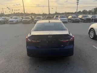 Toyota Camry 2025