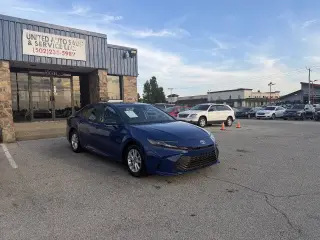 Toyota Camry 2025