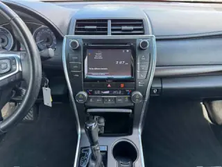 Toyota Camry 2016