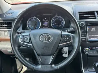 Toyota Camry 2016