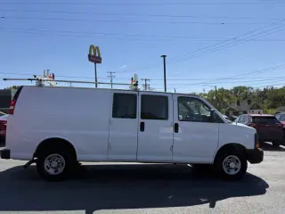 Chevrolet Express 2016