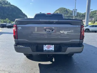 Ford F-150 2024 4x4 XLT 4dr SuperCrew 5.5 ft. SB