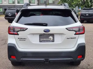 Subaru Outback 2024