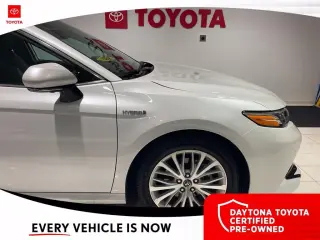 Toyota Camry Hybrid 2019 XLE 4dr Sedan