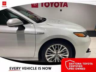 Toyota Camry Hybrid 2019 XLE 4dr Sedan