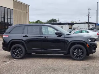 Jeep Grand Cherokee 2023