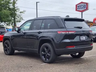 Jeep Grand Cherokee 2023
