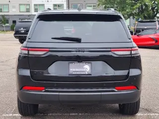 Jeep Grand Cherokee 2023
