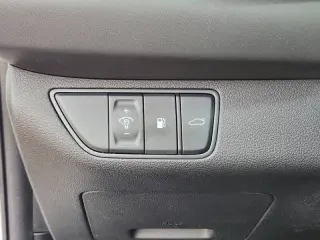 2023 Genesis G70
