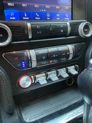 Ford Mustang 2019