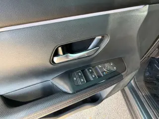 Nissan Kicks 2026 SR 4dr Crossover