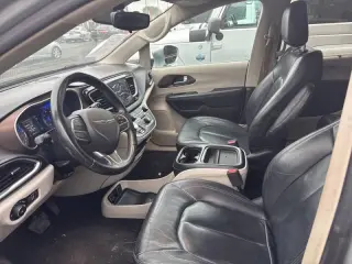 Chrysler Pacifica 2017