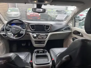 Chrysler Pacifica 2017