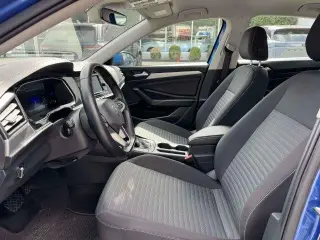 Volkswagen Jetta 2023 S 4dr Sedan 8A
