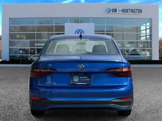 Volkswagen Jetta 2023 S 4dr Sedan 8A