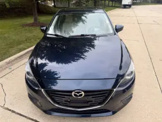 Mazda MAZDA3 del 2015