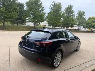 Mazda MAZDA3 del 2015