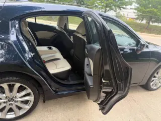 Mazda MAZDA3 del 2015