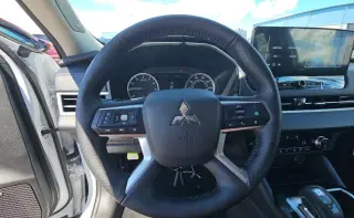 Mitsubishi Outlander 2026 AWD Trail Edición 4p SUV