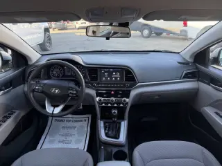 Hyundai Elantra 2020